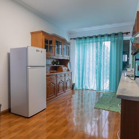 Отель Casa Da Margarida - Area Privada Na Casa Da Anfitria Понта-Делгада Экстерьер фото