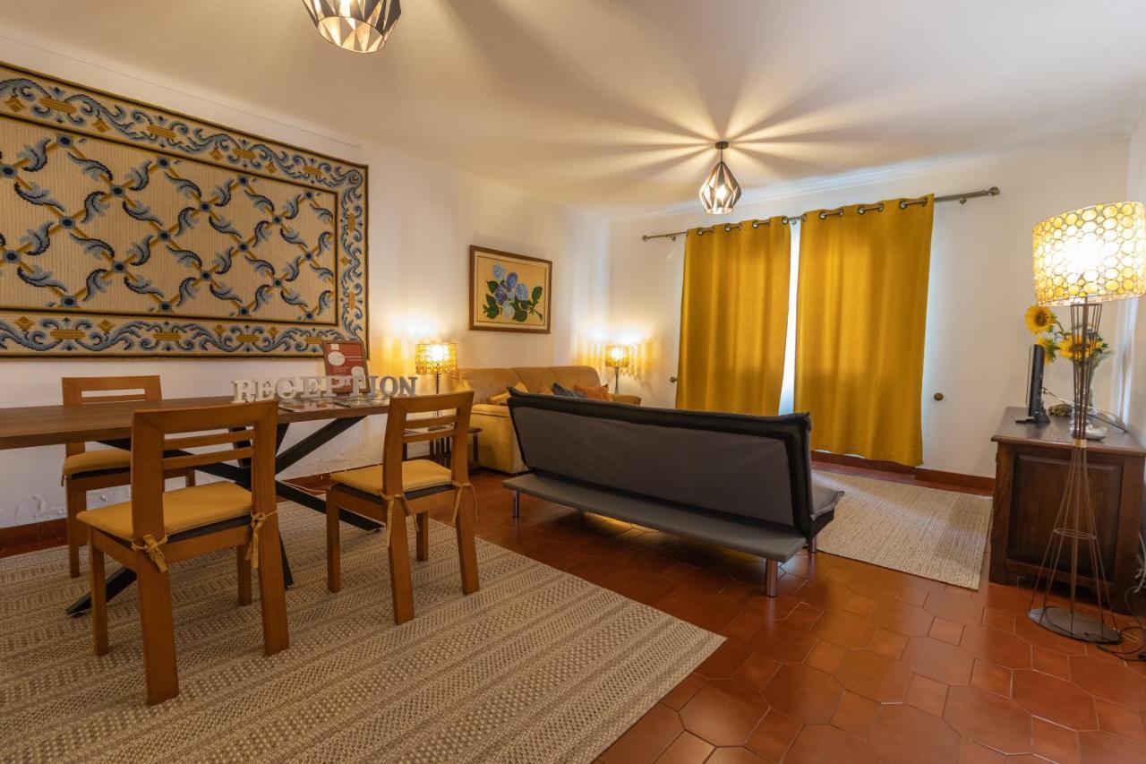 Отель Casa Da Margarida - Area Privada Na Casa Da Anfitria Понта-Делгада Экстерьер фото