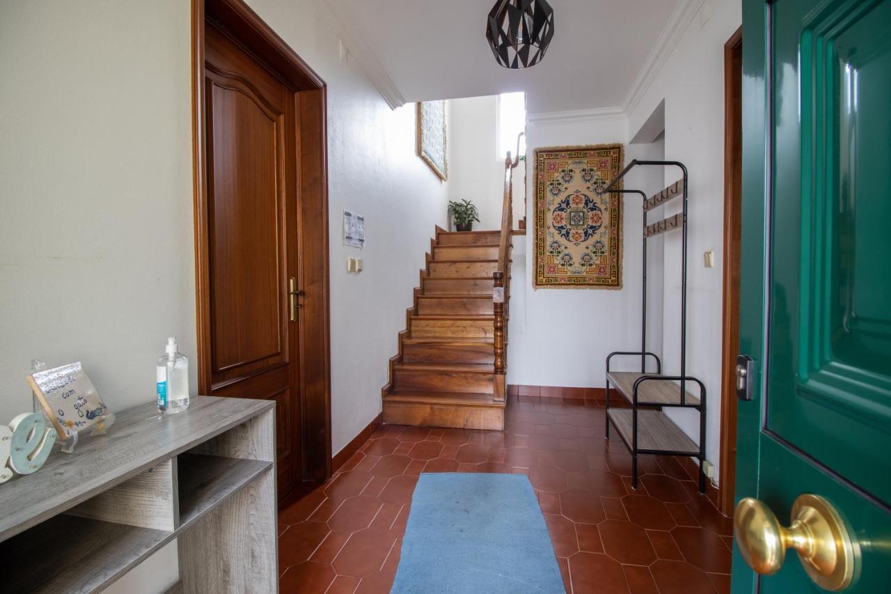 Отель Casa Da Margarida - Area Privada Na Casa Da Anfitria Понта-Делгада Экстерьер фото
