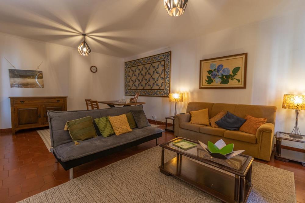 Отель Casa Da Margarida - Area Privada Na Casa Da Anfitria Понта-Делгада Экстерьер фото